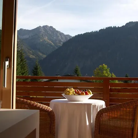 Biedermann's Apartament *